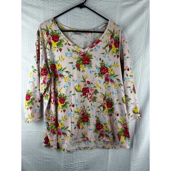 The Pioneer Woman Tops - The Pioneer Women's Pink Floral Print 3/4 Sleeve Soft V-Neck T-Shirt Size XXL